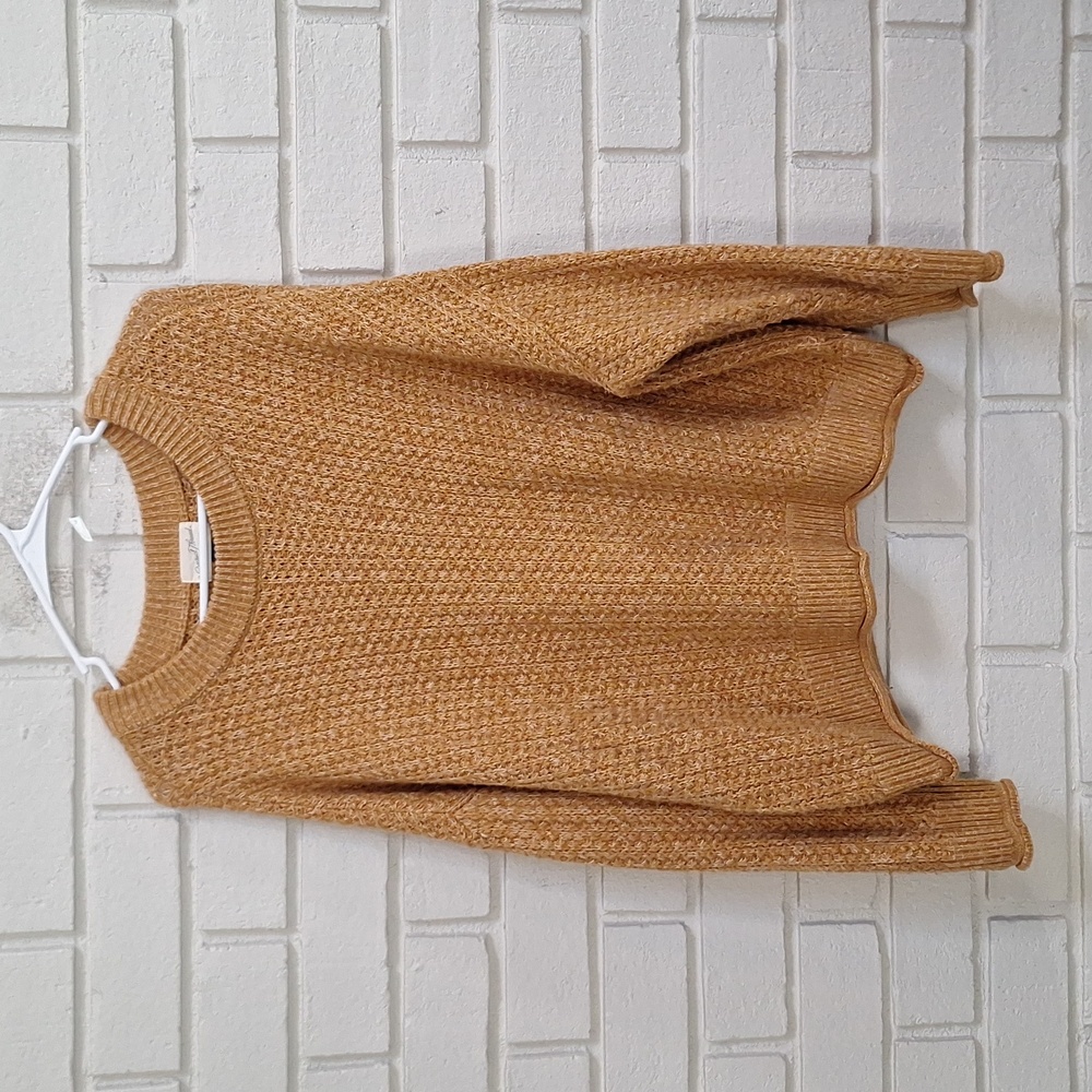 Universal Thread Mustard/Heathered Cozy  Sweater. Size XXL